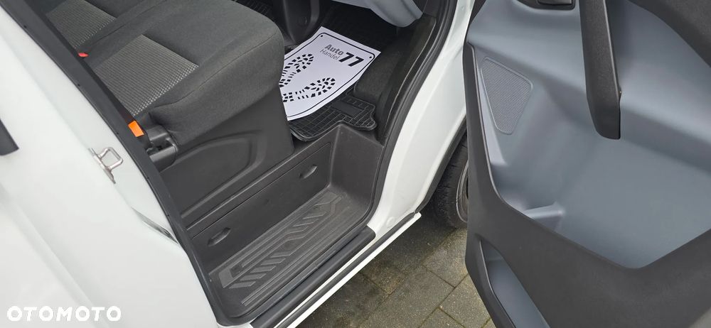 Ford Transit Custom - 29