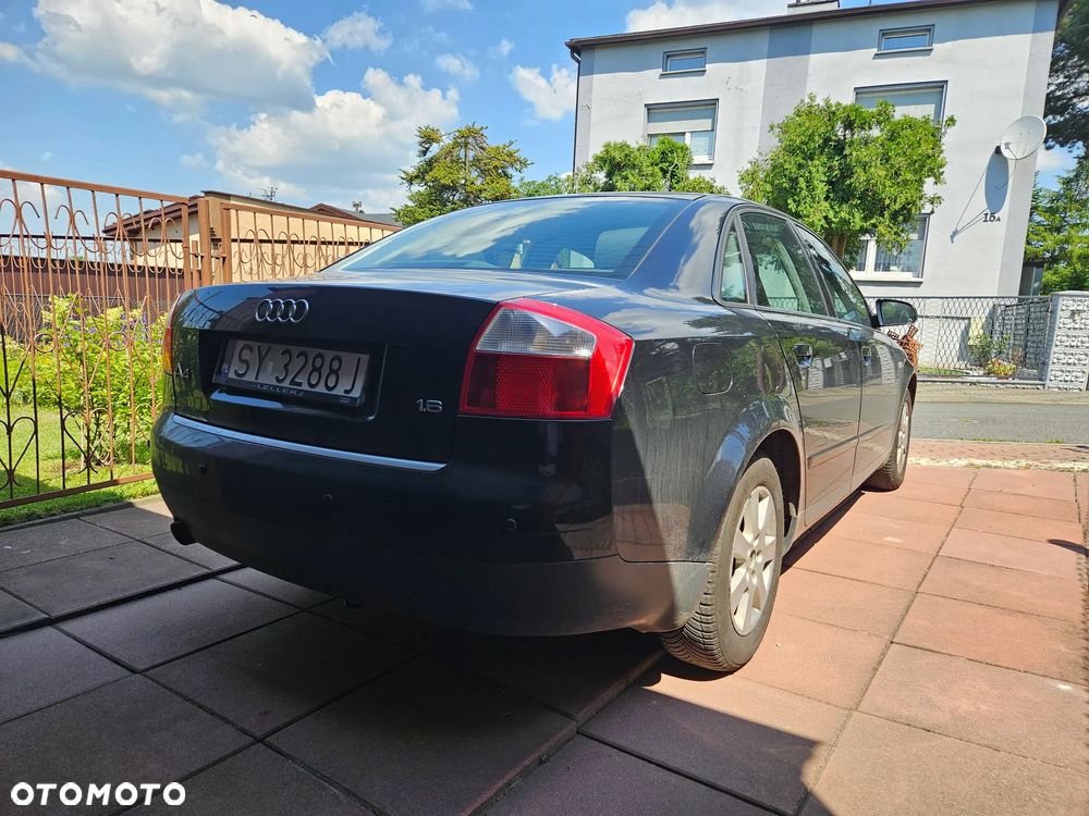 Audi A4 Limousine - 3