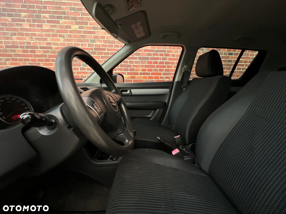Suzuki Swift - 12