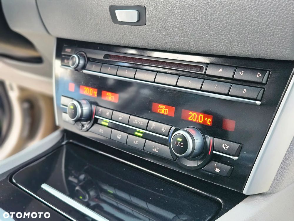 BMW 5GT 520d - 31