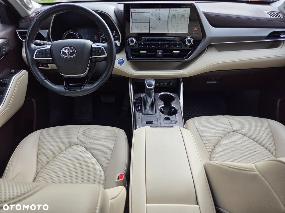 Toyota Highlander 2.5 Hybrid Executive - 22