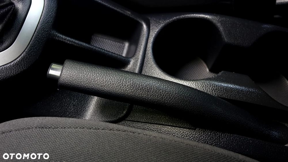 Kia Rio - 21