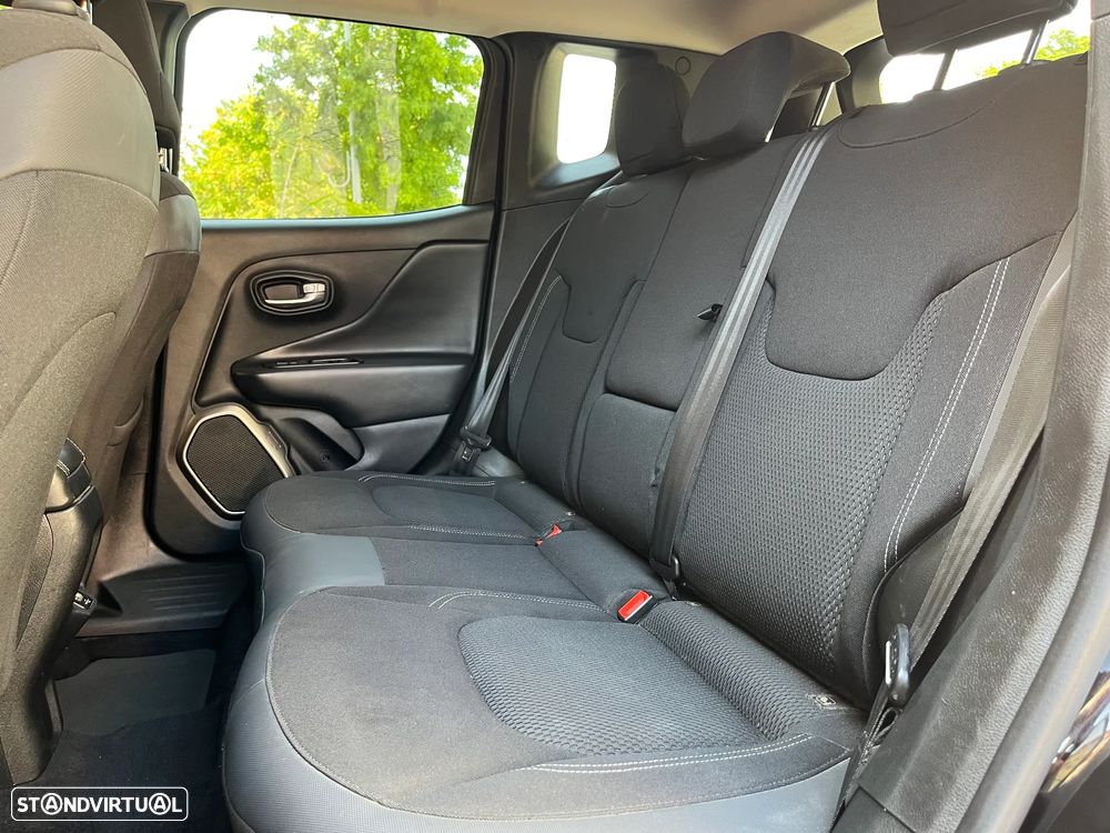 Jeep Renegade 1.0 T Limited - 6