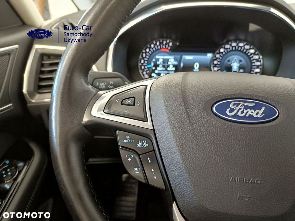 Ford S-Max 2.5 Duratec FHEV TITANIUM - 17