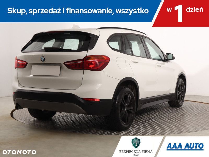 BMW X1 - 7