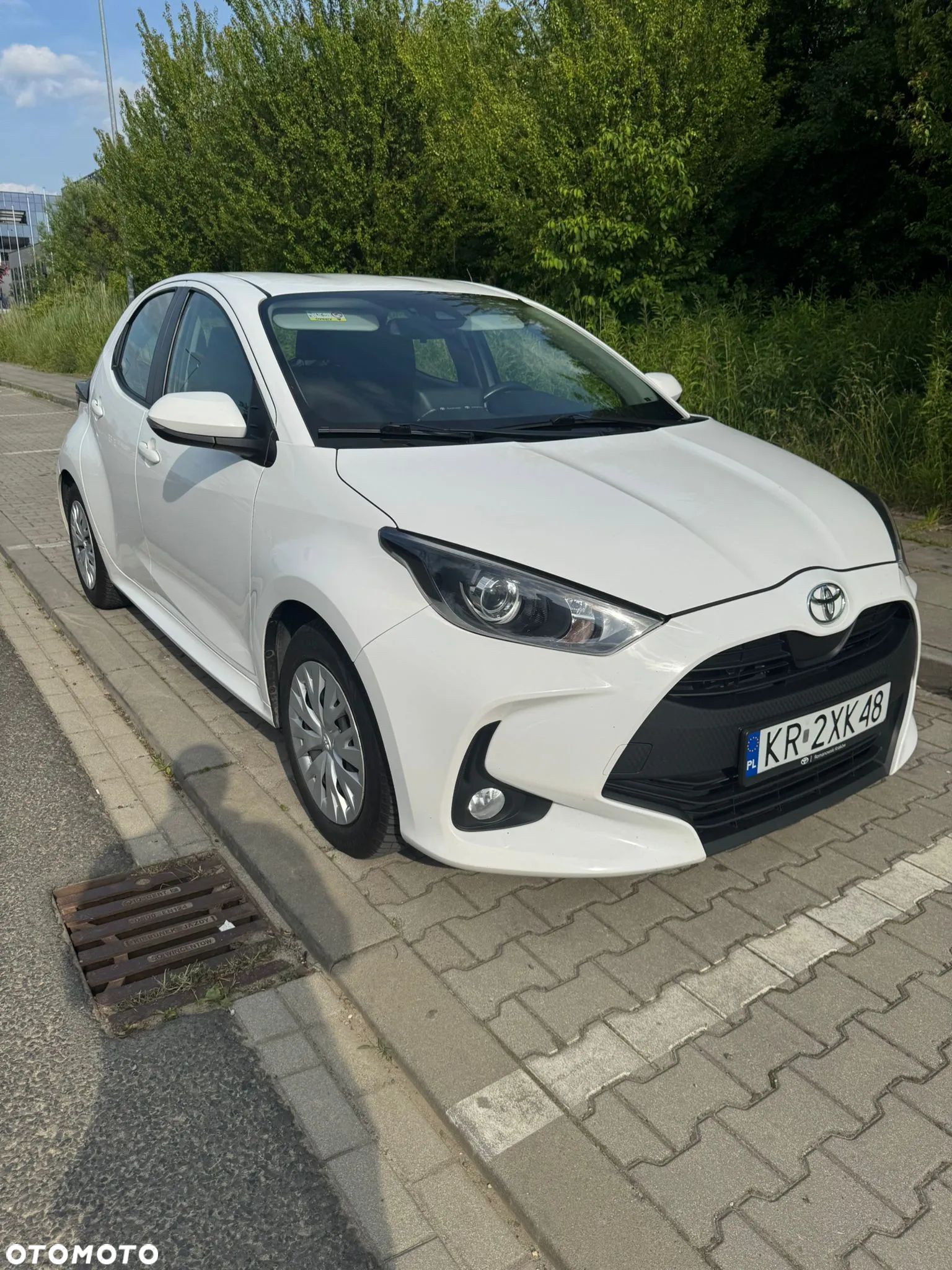 Toyota Yaris 1.5 Comfort - 1