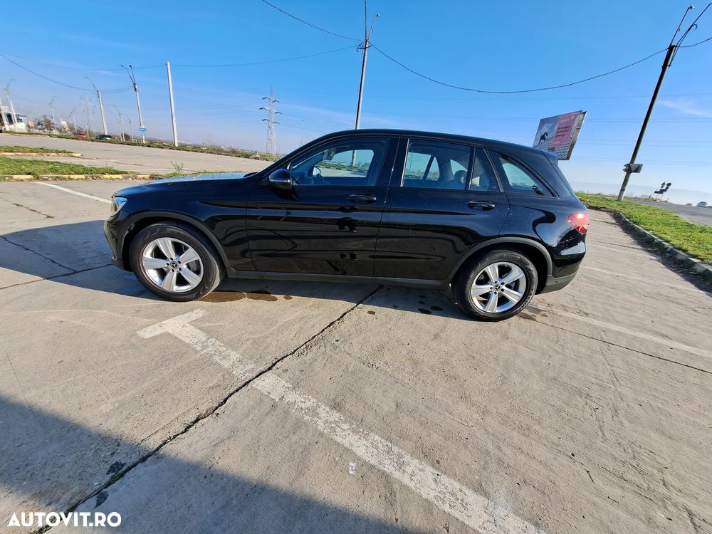 Mercedes-Benz GLC 220 d 4Matic 9G-TRONIC AMG Line - 2
