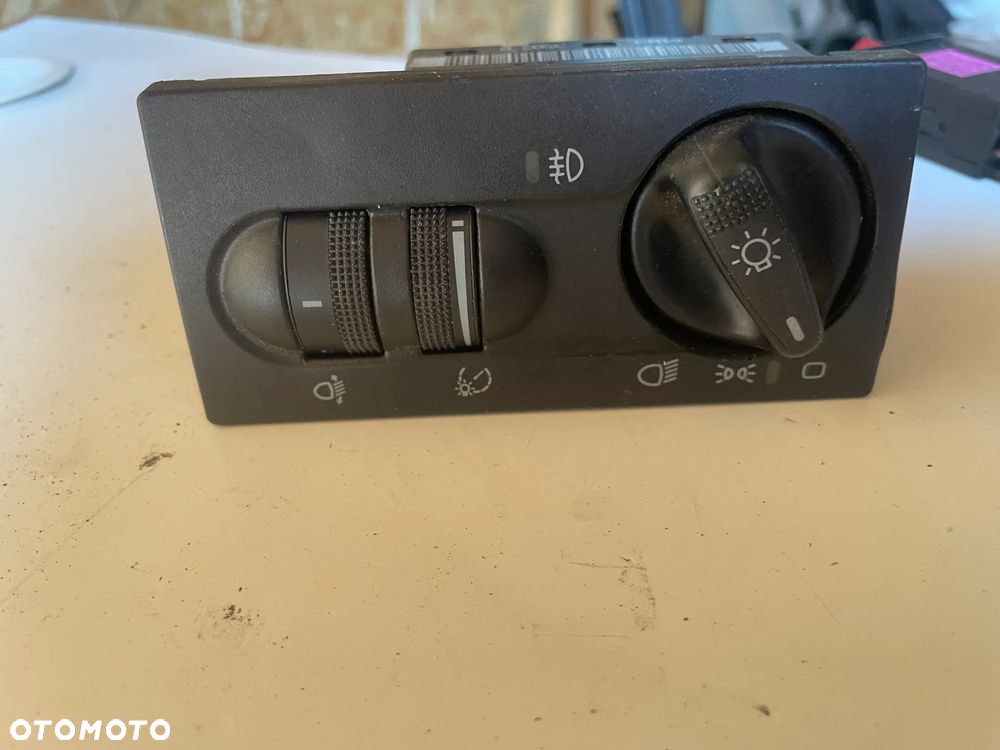 VOLKSWAGEN WŁĄCZNIK ŚWIATEŁ 1H6941531N - 1