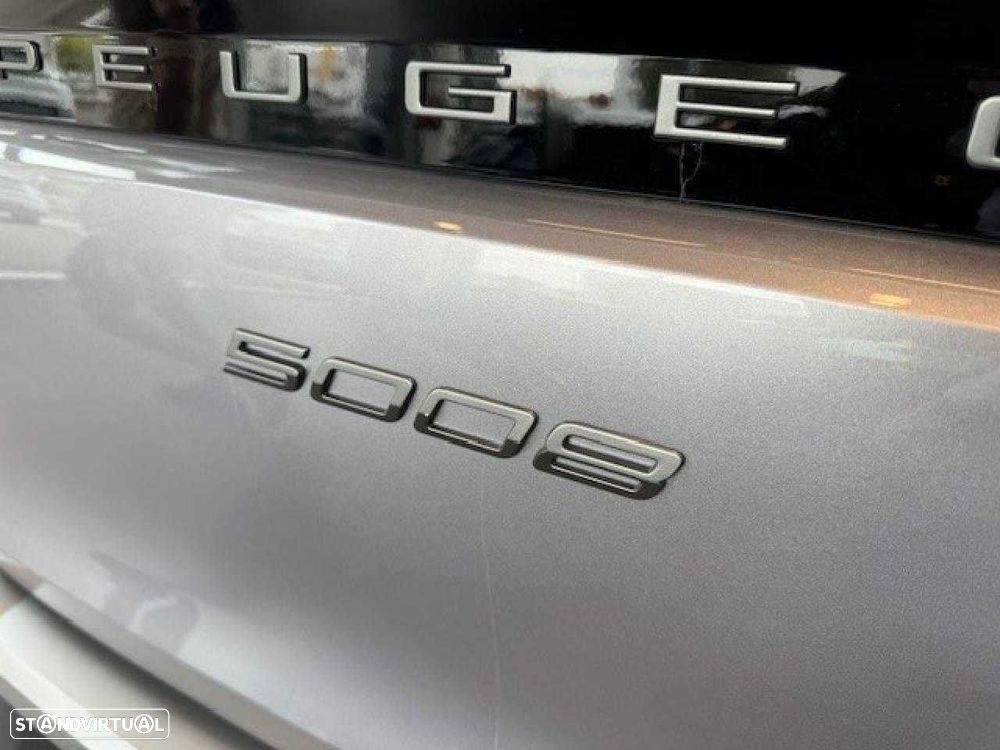 Peugeot 5008 1.2 Hybrid Allure e-DCS6 - 17