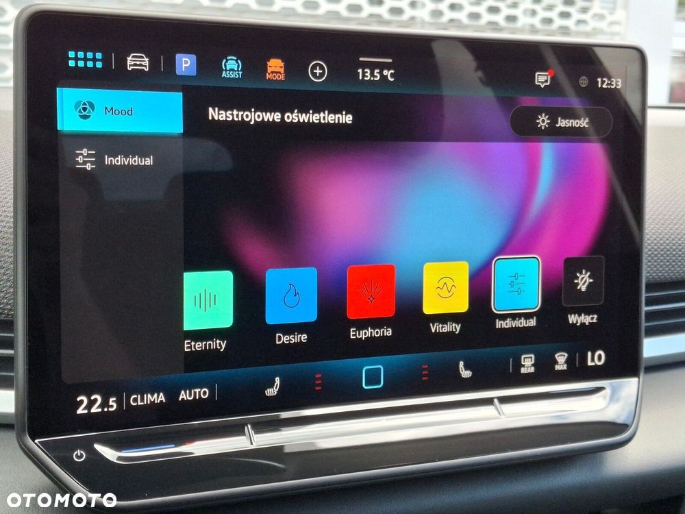 Volkswagen T-Roc 1.5 eTSI Style DSG - 32