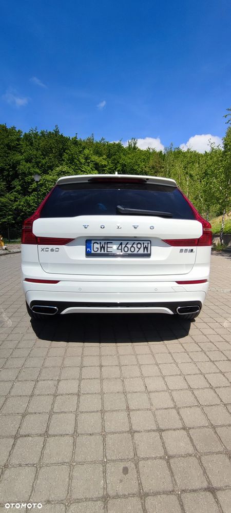 Volvo XC 60 B5 B AWD R-Design - 31
