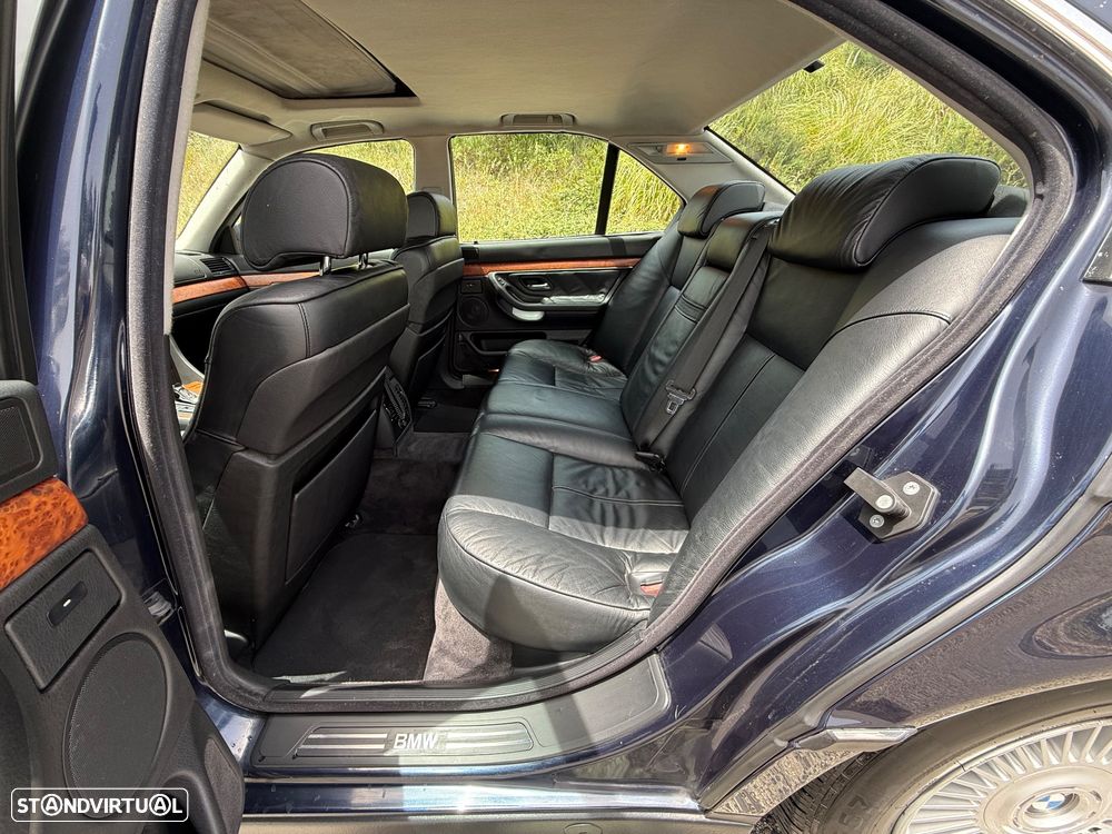 BMW 730 - 19