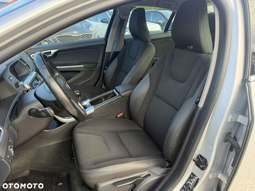 Volvo S60 - 15