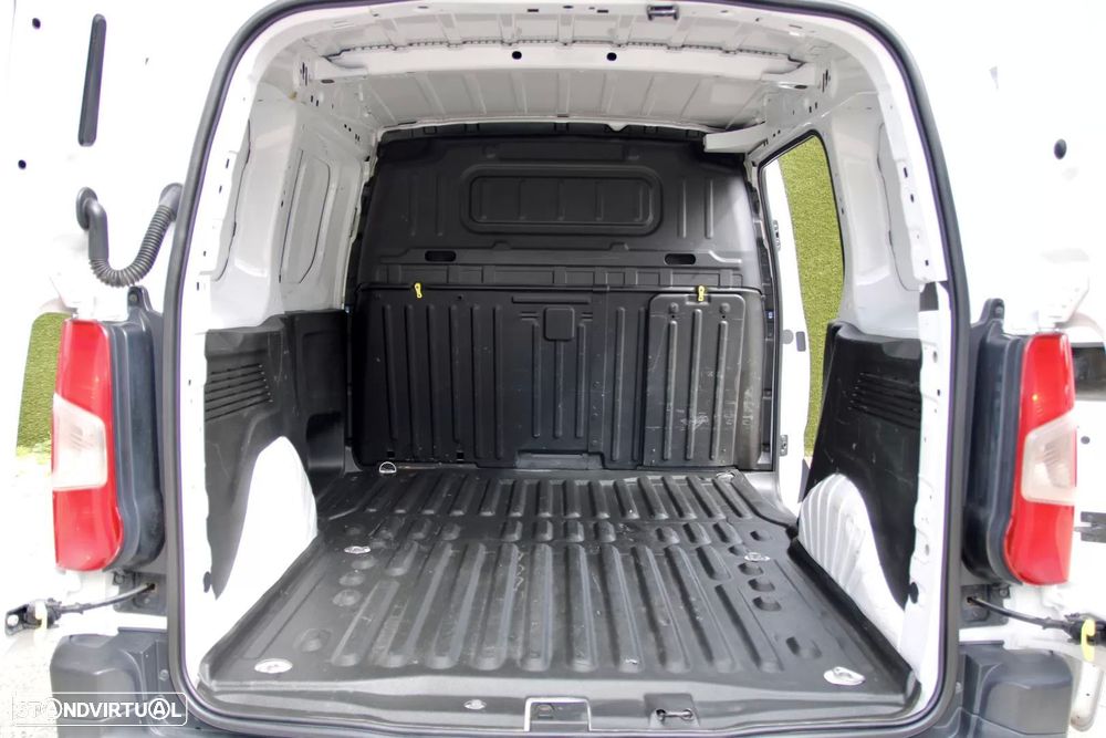 Toyota proace city 1.5d l1 comfort iva dedutÍvel - 12