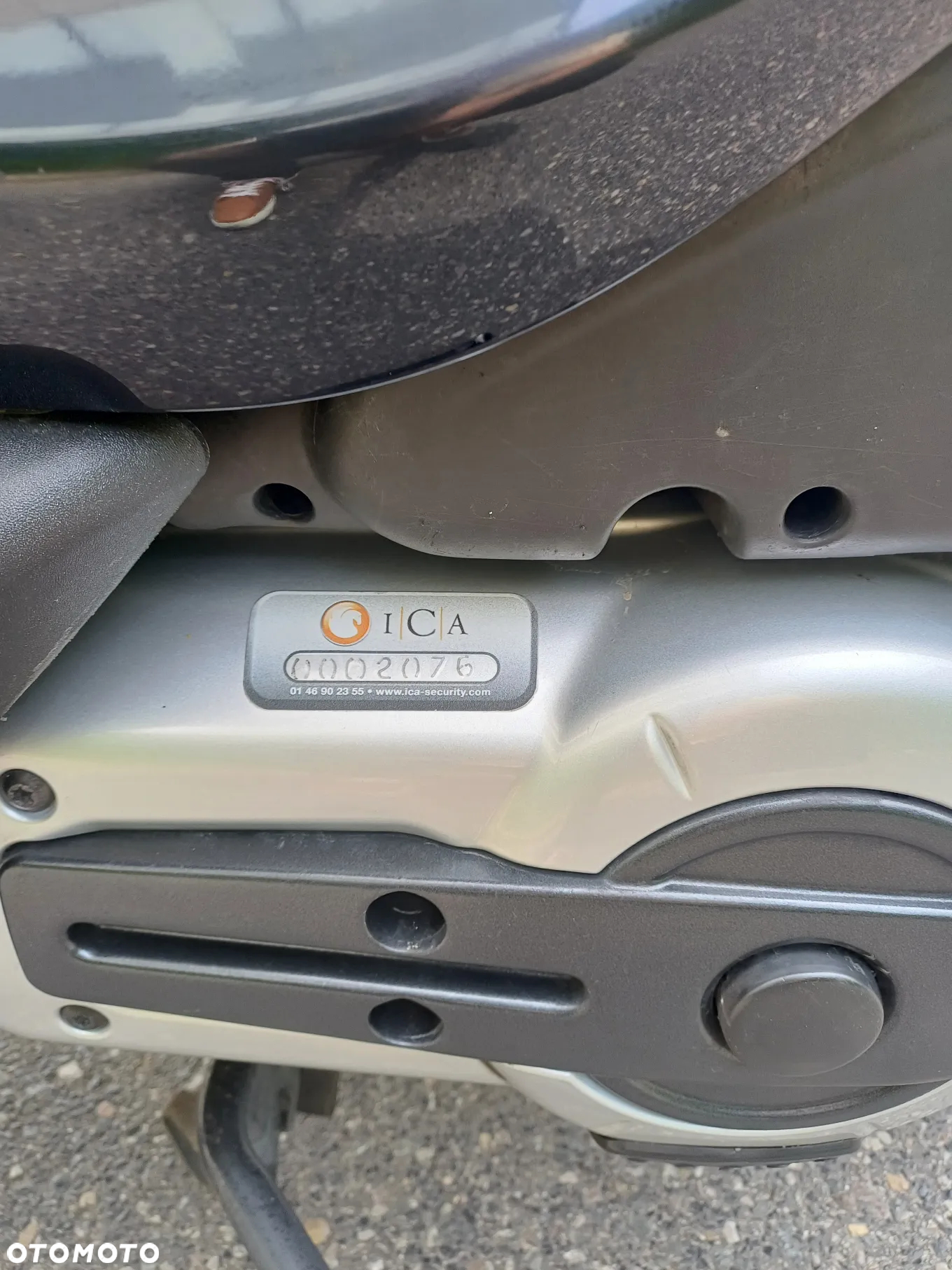 Piaggio X10 - 6