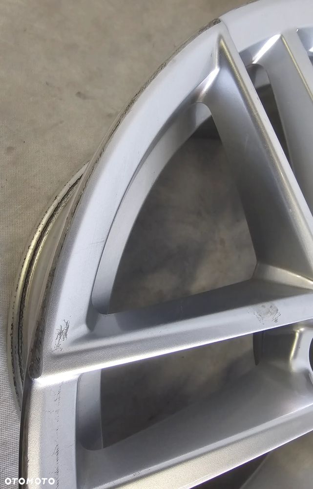 FELGA 5A324D6 BMW 5 G60 G61 8,5x19 ET29 - 2