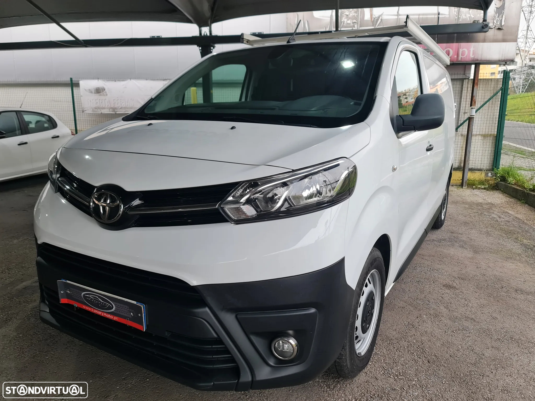 Toyota Proace 2.0 D-4D 150CV DYNAMIC * C/ Iva Incluido - 3