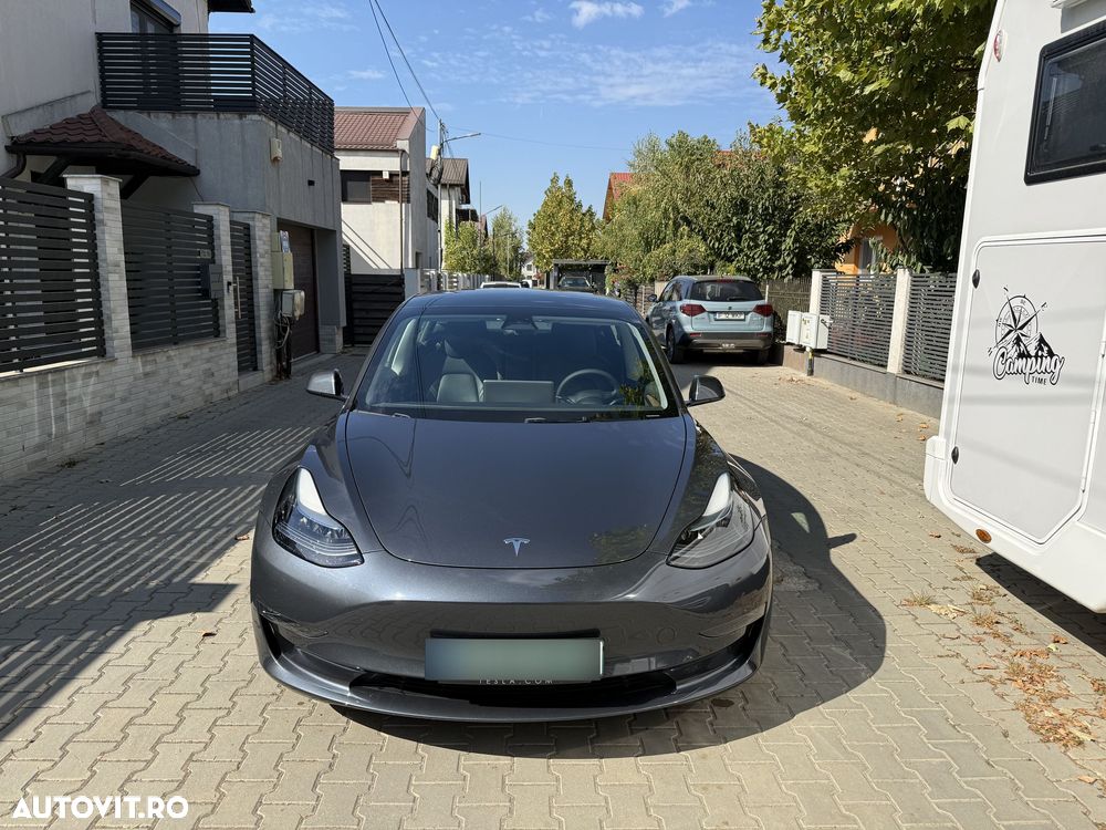 TESLA Model 3 2023 — imagine 4