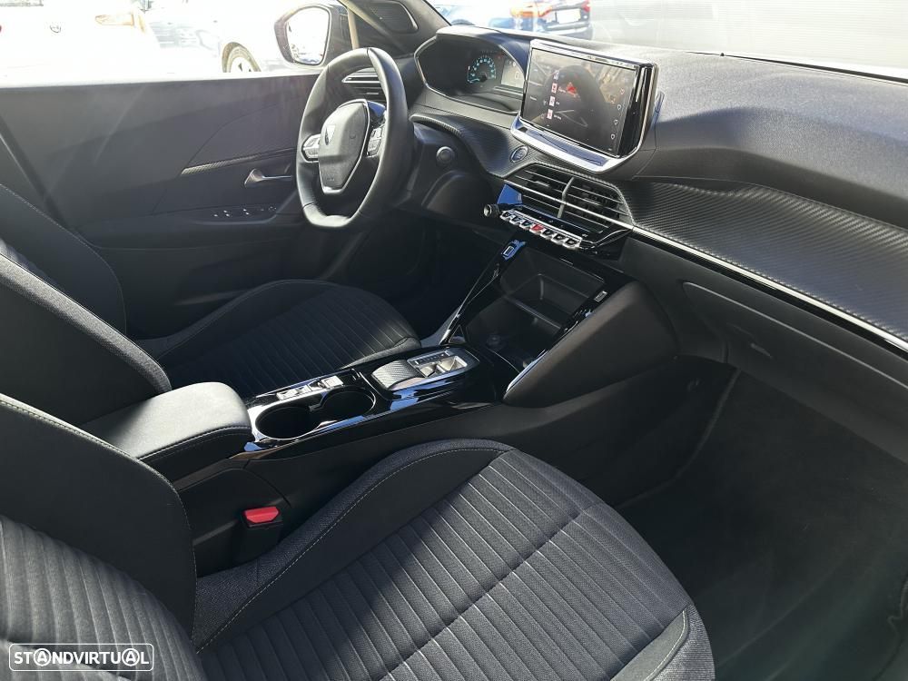 Peugeot e-2008 54 kWh Style - 32