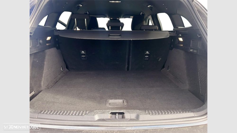 Ford Focus 1.0 EcoBoost MHEV ST-Line — fotografia 16