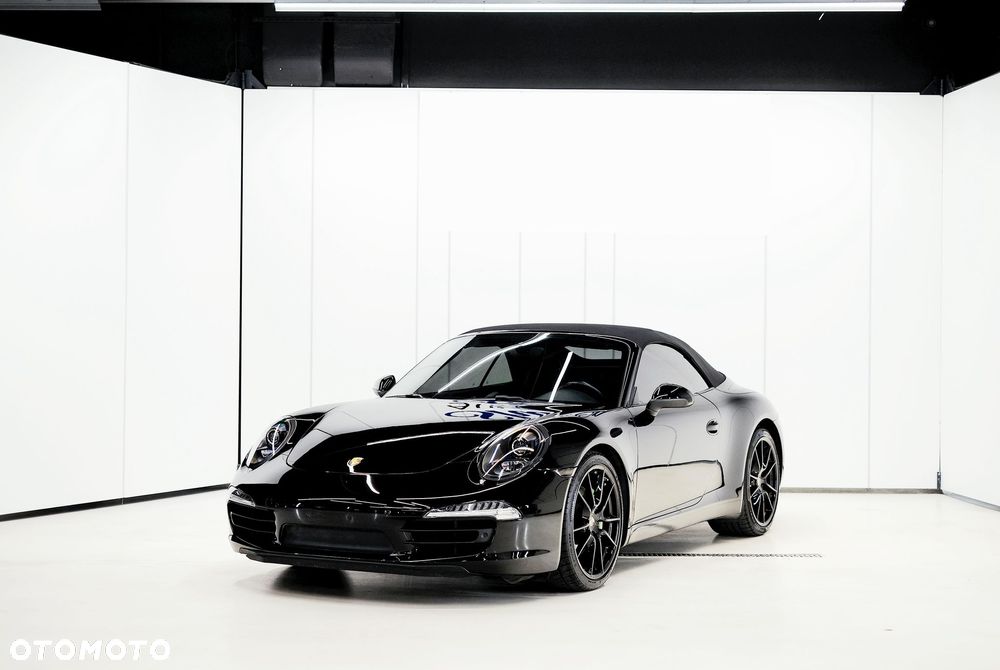 Porsche 911 Carrera S - 33