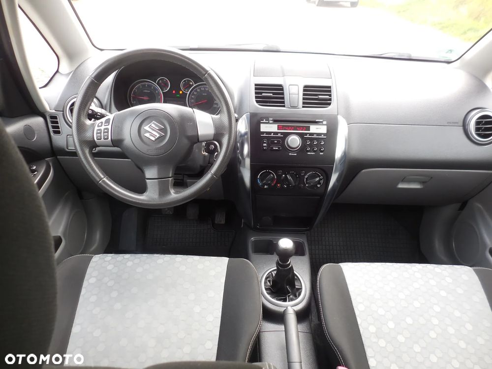 Suzuki SX4 - 15