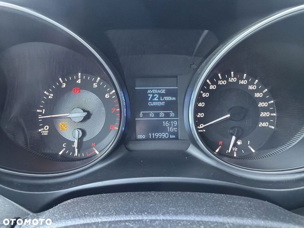 Toyota Avensis 1.8 Active - 19