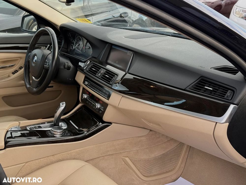 BMW Seria 5 528i xDrive Aut. - 12