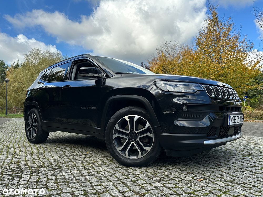 Jeep Compass - 33