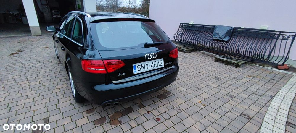 Audi A4 Avant 2.0 TDI - 12