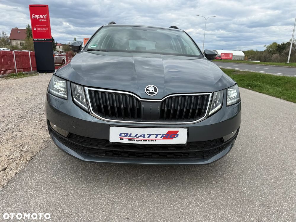 Skoda Octavia 1.6 TDI DSG Style - 17