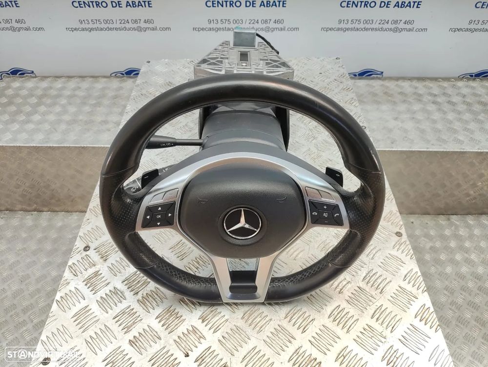 Volante Completo Flat Bottom em Pele Perfurada Original Mercedes Benz Class C W204 AMG Facelift Patilhas Multifunções - 1