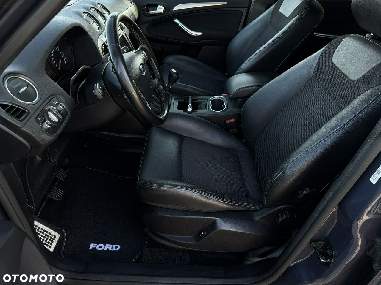 Ford S-Max - 20