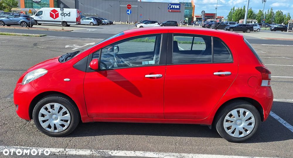 Toyota Yaris 1.33 Luna - 12