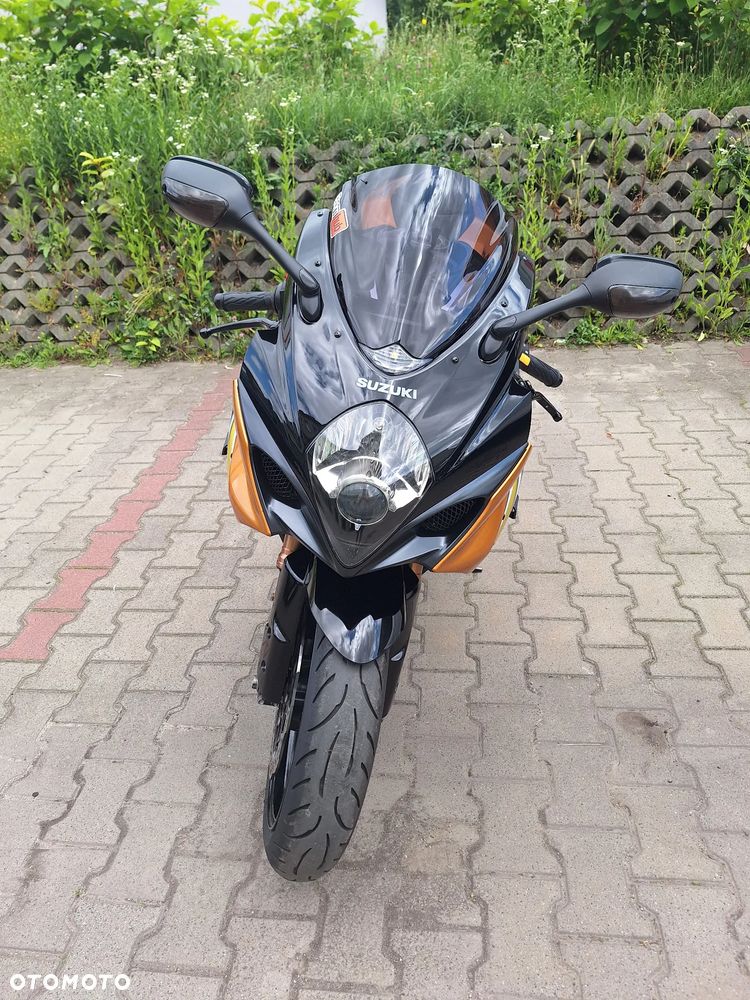 Suzuki GSX-R - 5