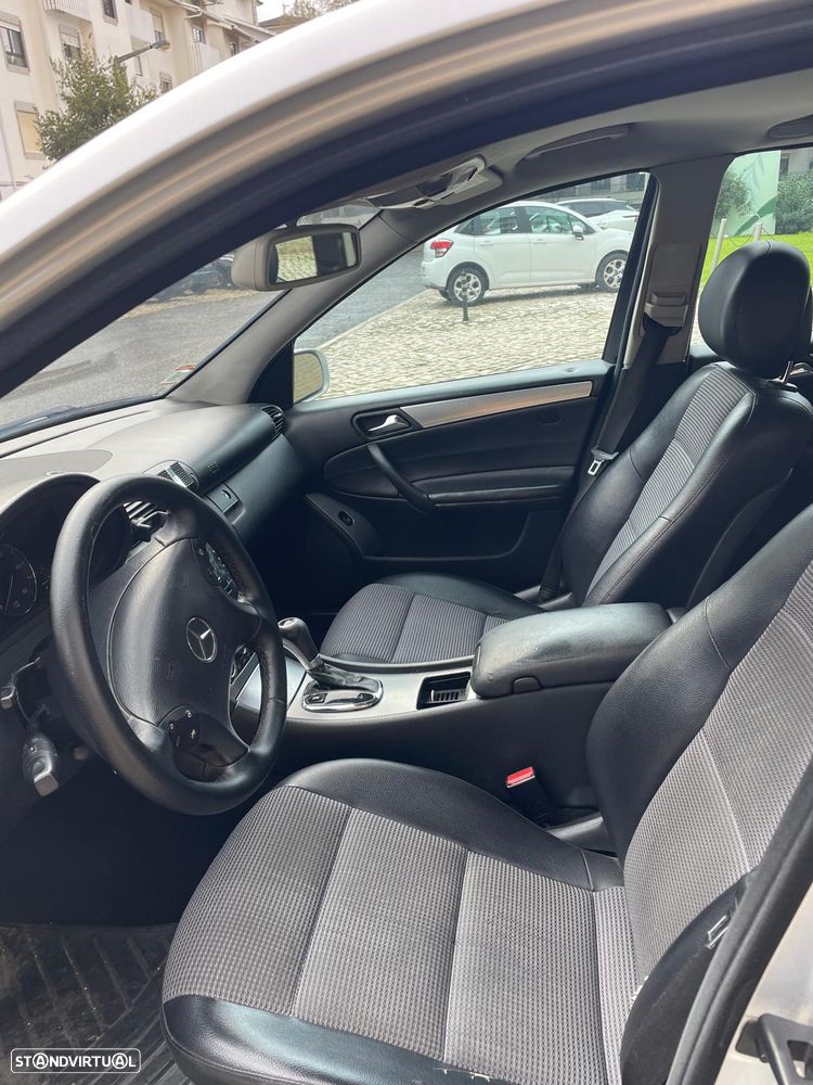 Mercedes-Benz C 220 CDi Avantgarde Aut. - 3