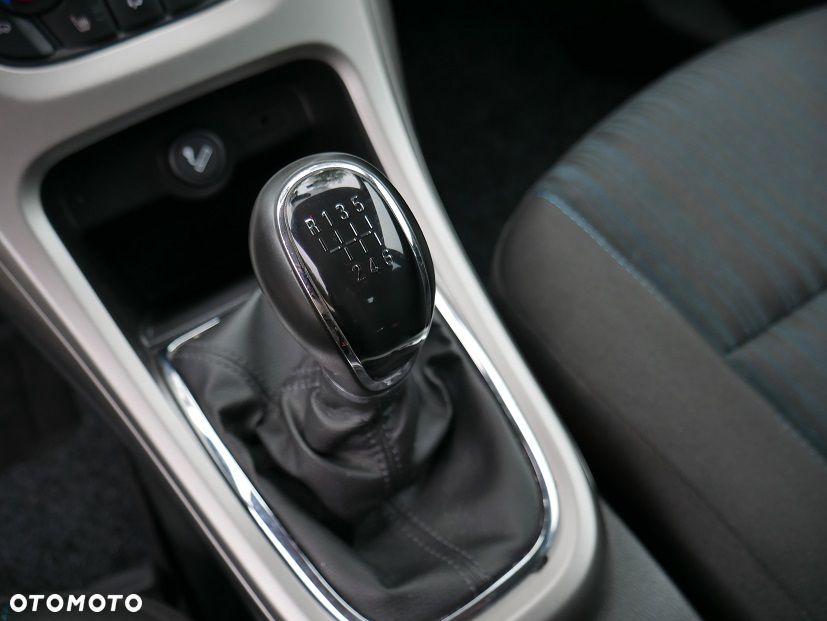 Opel Astra 1.4 Turbo Design Edition - 21