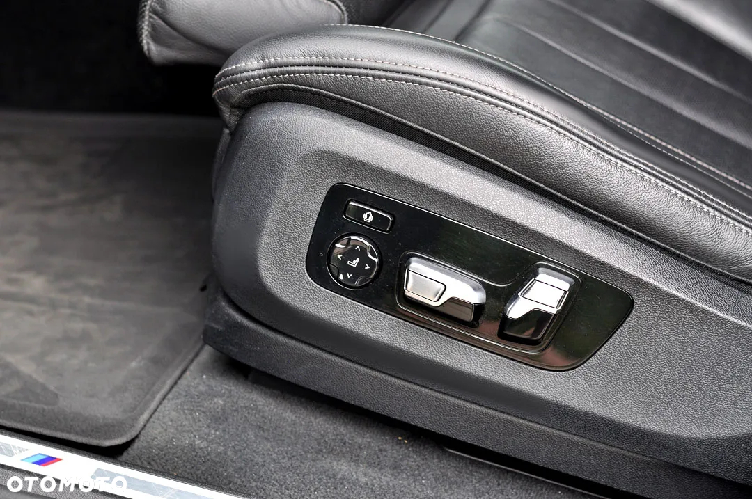 BMW X6 xDrive30d - 15