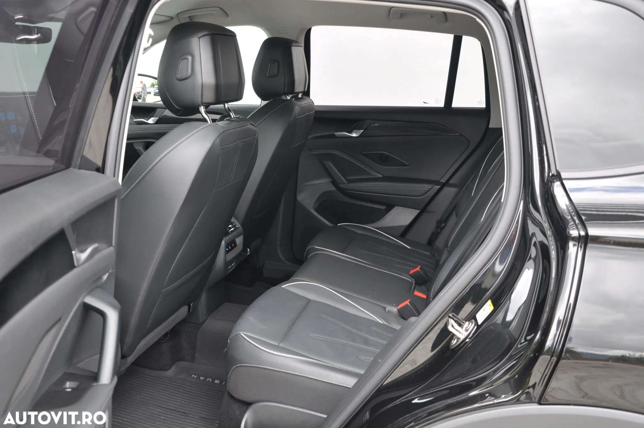 Volkswagen Tiguan 2.0 TDI DSG 4Motion Life - 33