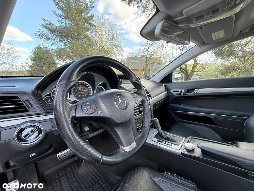 Mercedes-Benz Klasa E 350 CDI BlueEff - 18