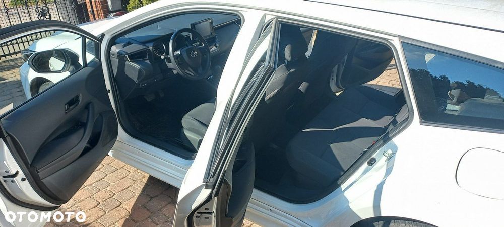 Toyota Corolla - 20