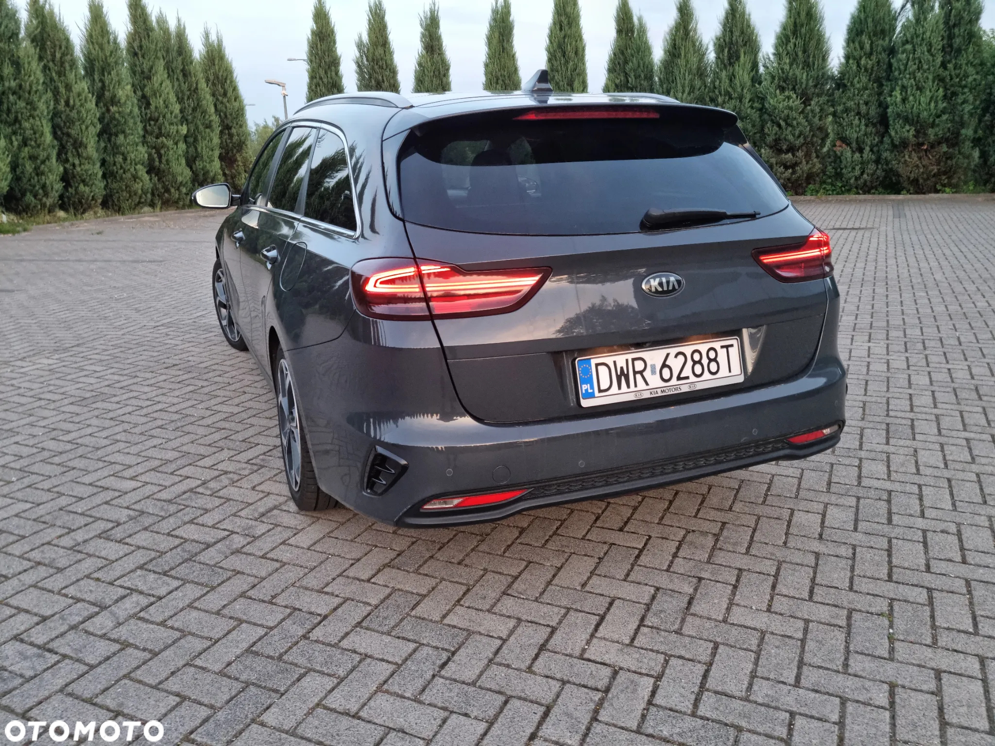 Kia Ceed 1.6 CRDi DCT Platinum Edition - 9