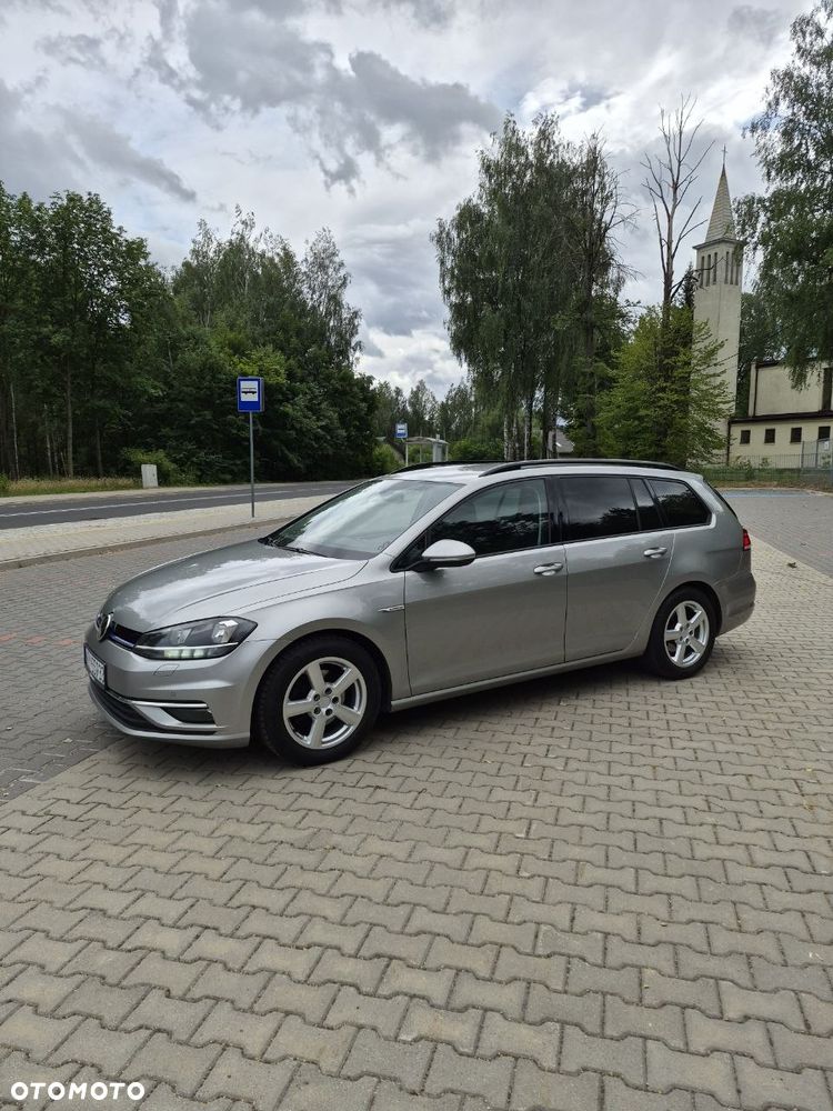Volkswagen Golf 1.5 TSI BlueMotion ACT DSG Comfortline - 3