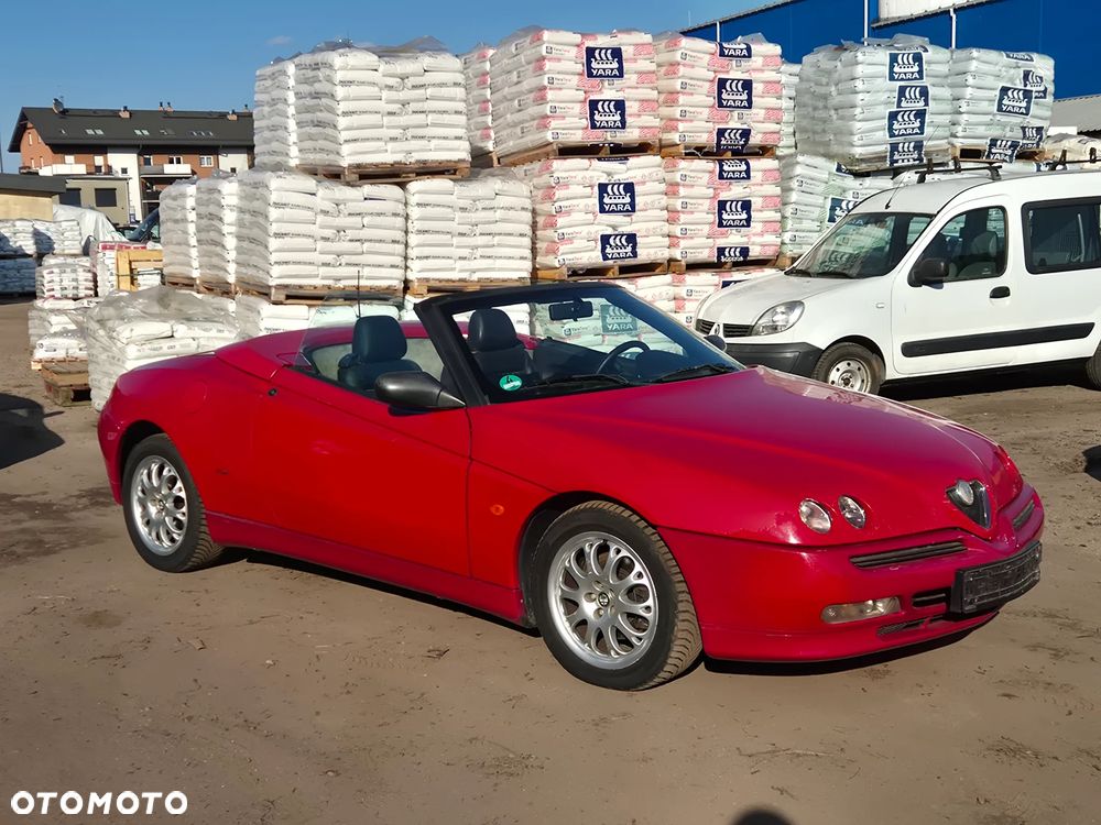 Alfa Romeo Spider - 4