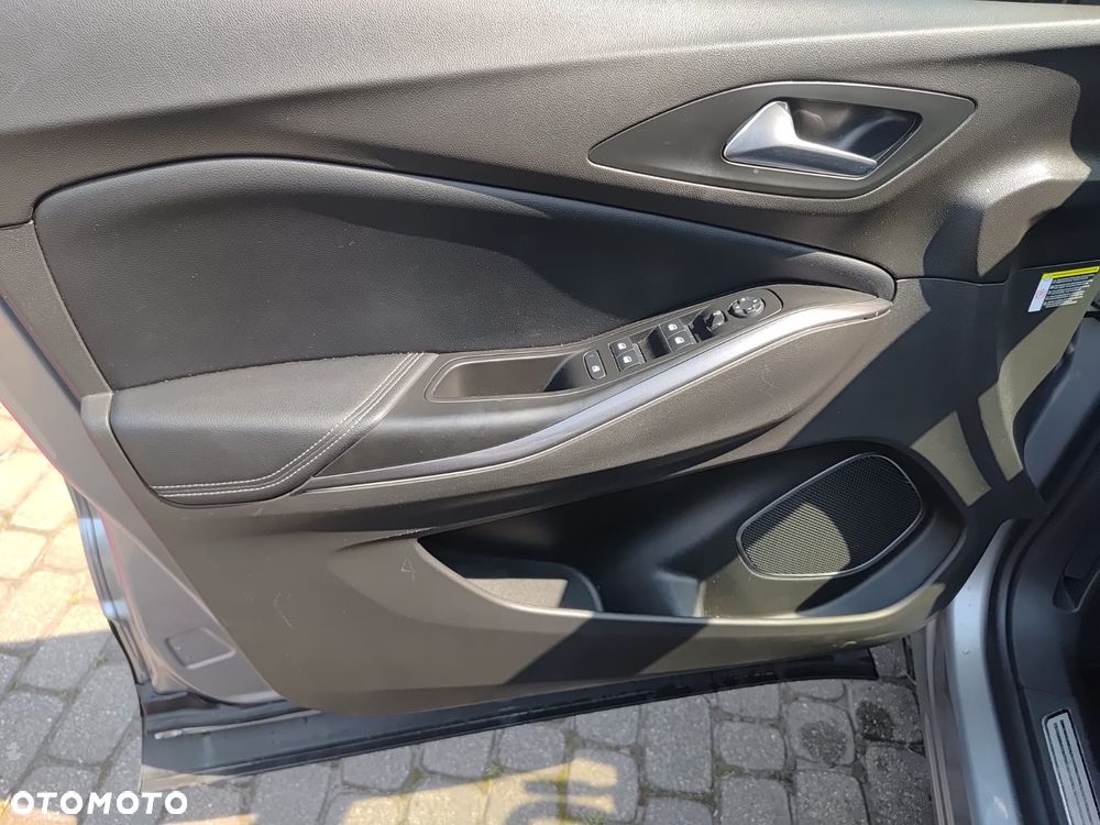 Opel Grandland X - 16