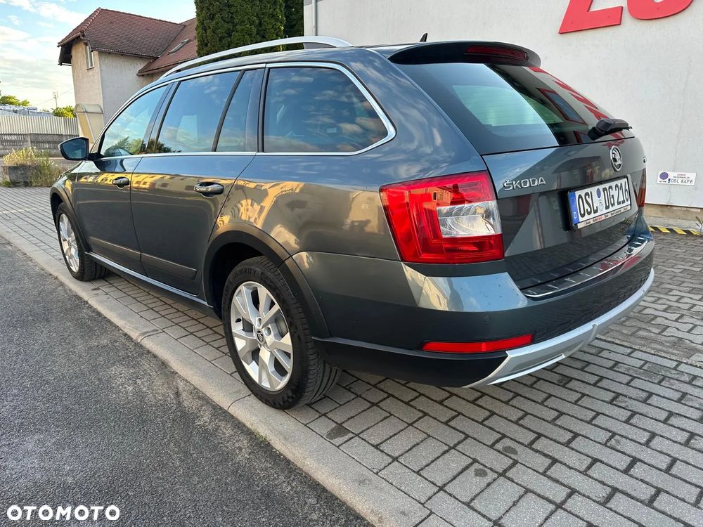Skoda Octavia Scout 2.0 TDI 4x4 - 18