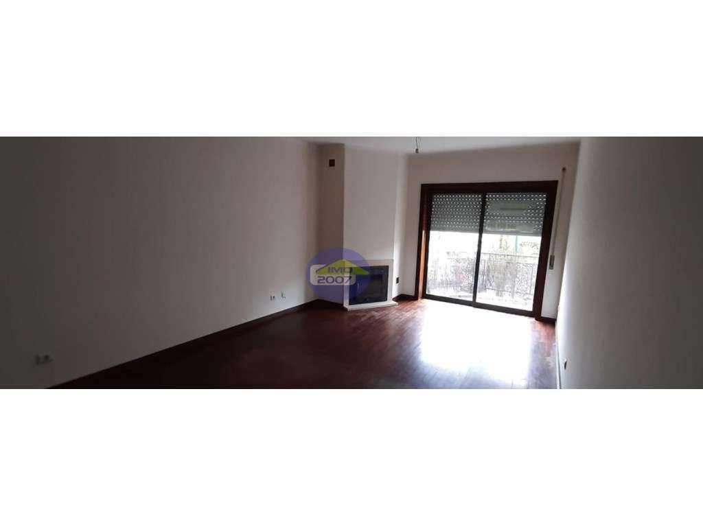 Apartamento T2 em Valongo - Grande imagem: 4/15