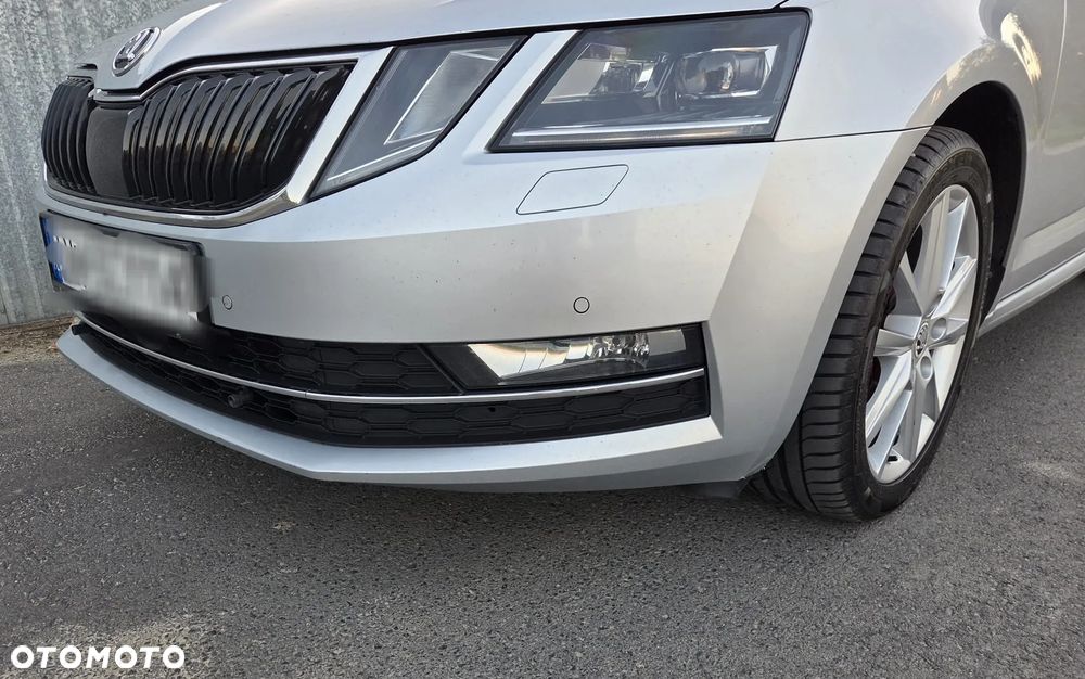 Skoda Octavia 2.0 TDI SCR Style DSG - 6