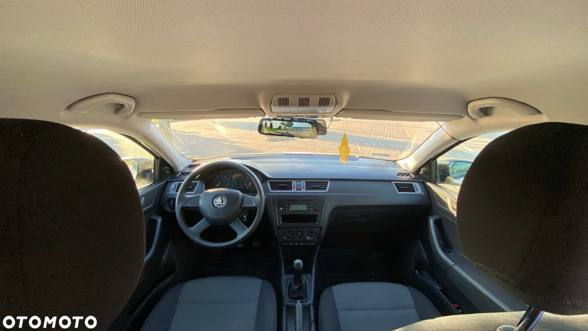 Skoda RAPID 1.2 Ambition - 10