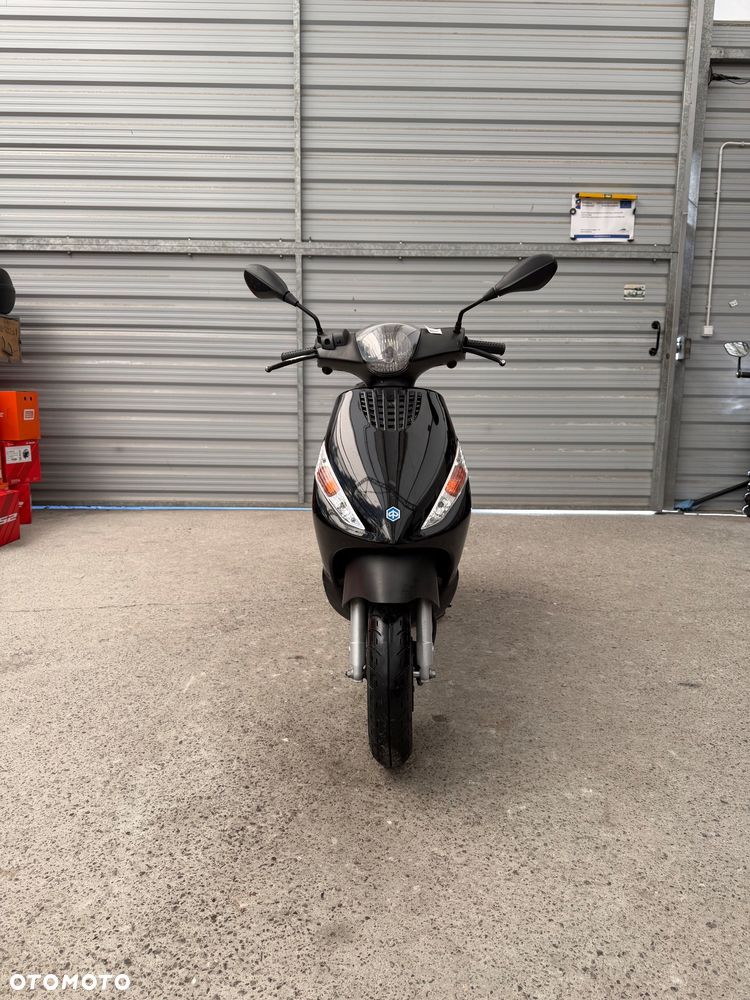 Piaggio ZIP - 2